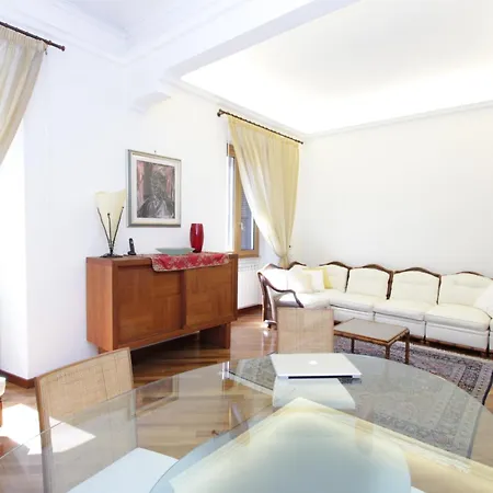 Modena Flat Apartment Rome